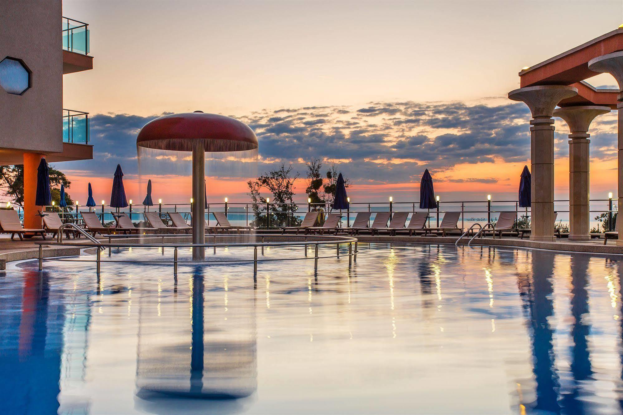 Astera Hotel & Spa With Free Private Beach Golden Sands Exterior foto